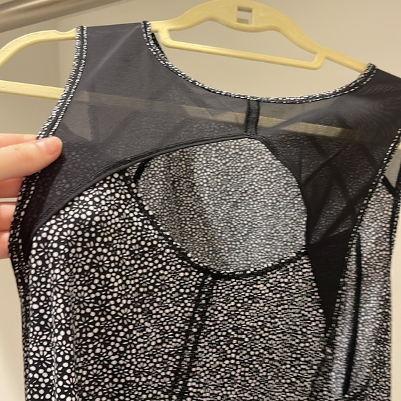 Lululemon Top - Picture 7 of 11